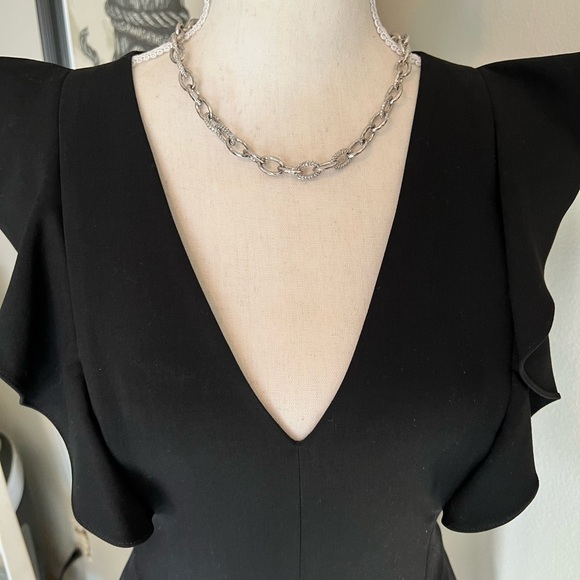 French Connection. Worn once to a wedding. Super cute! 🥰 - Picture 3 of 7